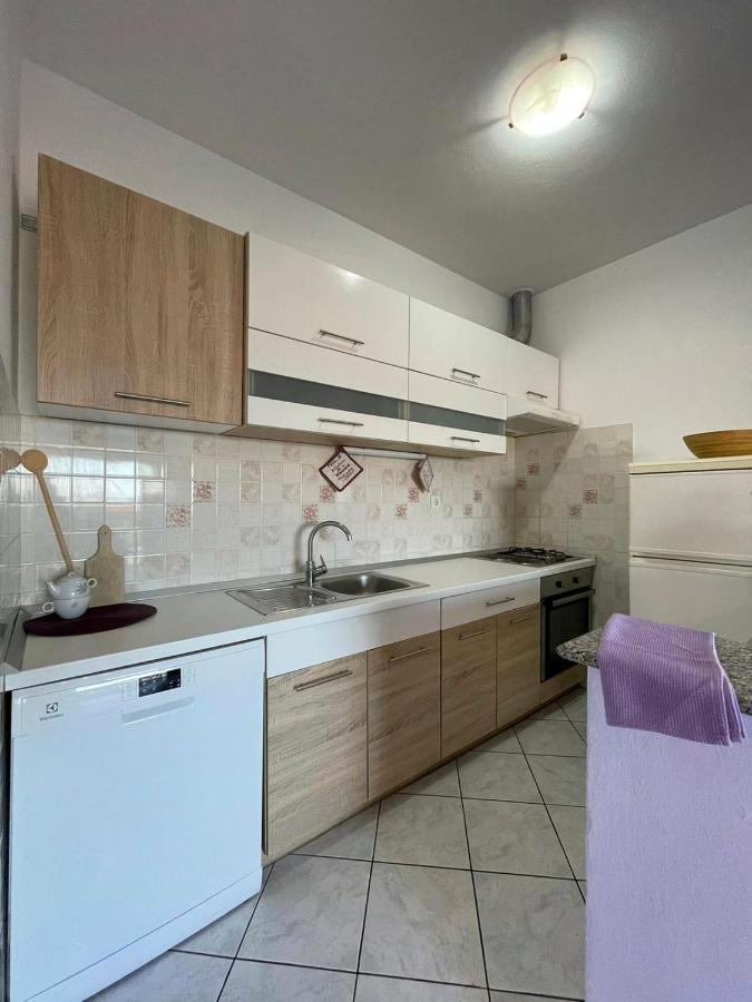 Sun Side Apartman Kaštela Kültér fotó